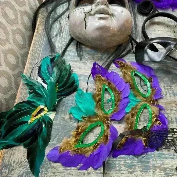 Lot of 11 Masks /Headbands - Picture 8 of 10